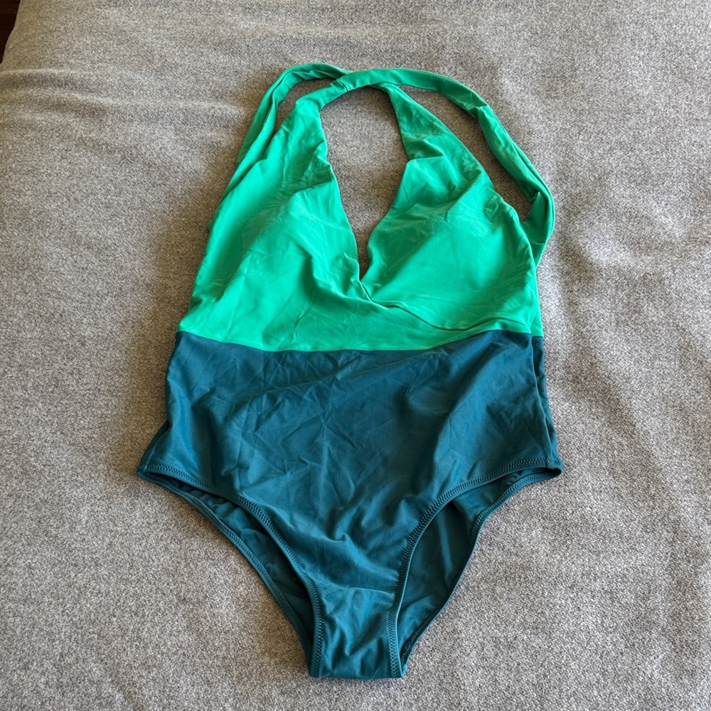 Summersalt Two-Tone Green One Piece Swimsuit, size 8, good condition